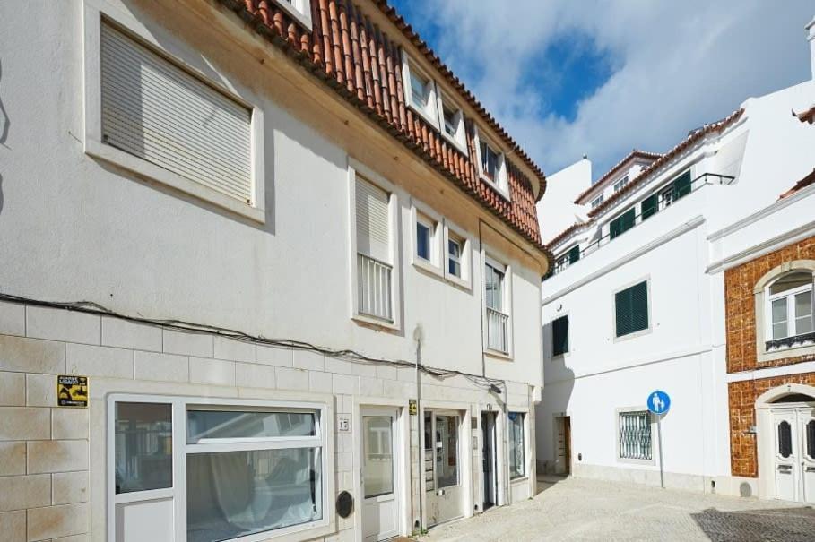 Rainha II Beach Apartment Кашкайш Екстериор снимка